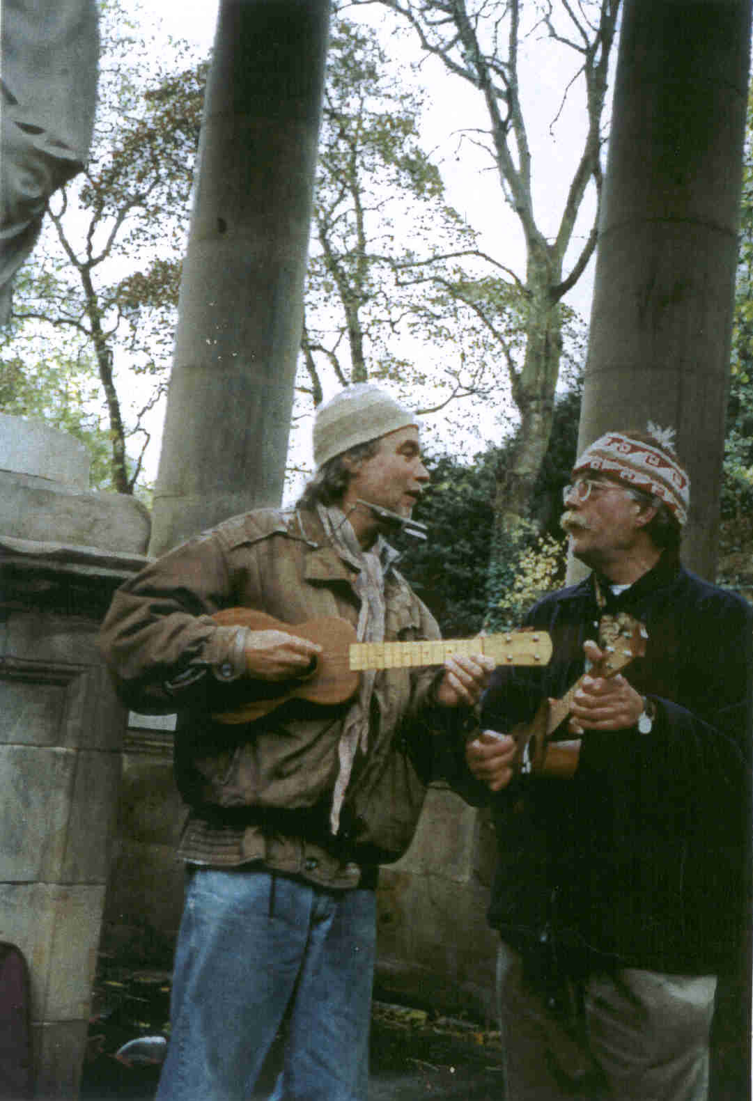 Frank & Johnny - Edingbourg Schottland - Straßen-Musik mit Ukulelen
